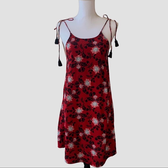 EXPRESS RED FLORAL TASSEL HALTER MINI DRESS BOHO GYPSY FLORAL DRESSS - Picture 2 of 16